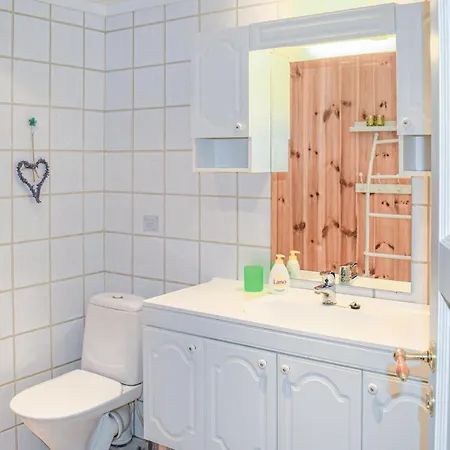 2 Bedroom Stunning In דירה *